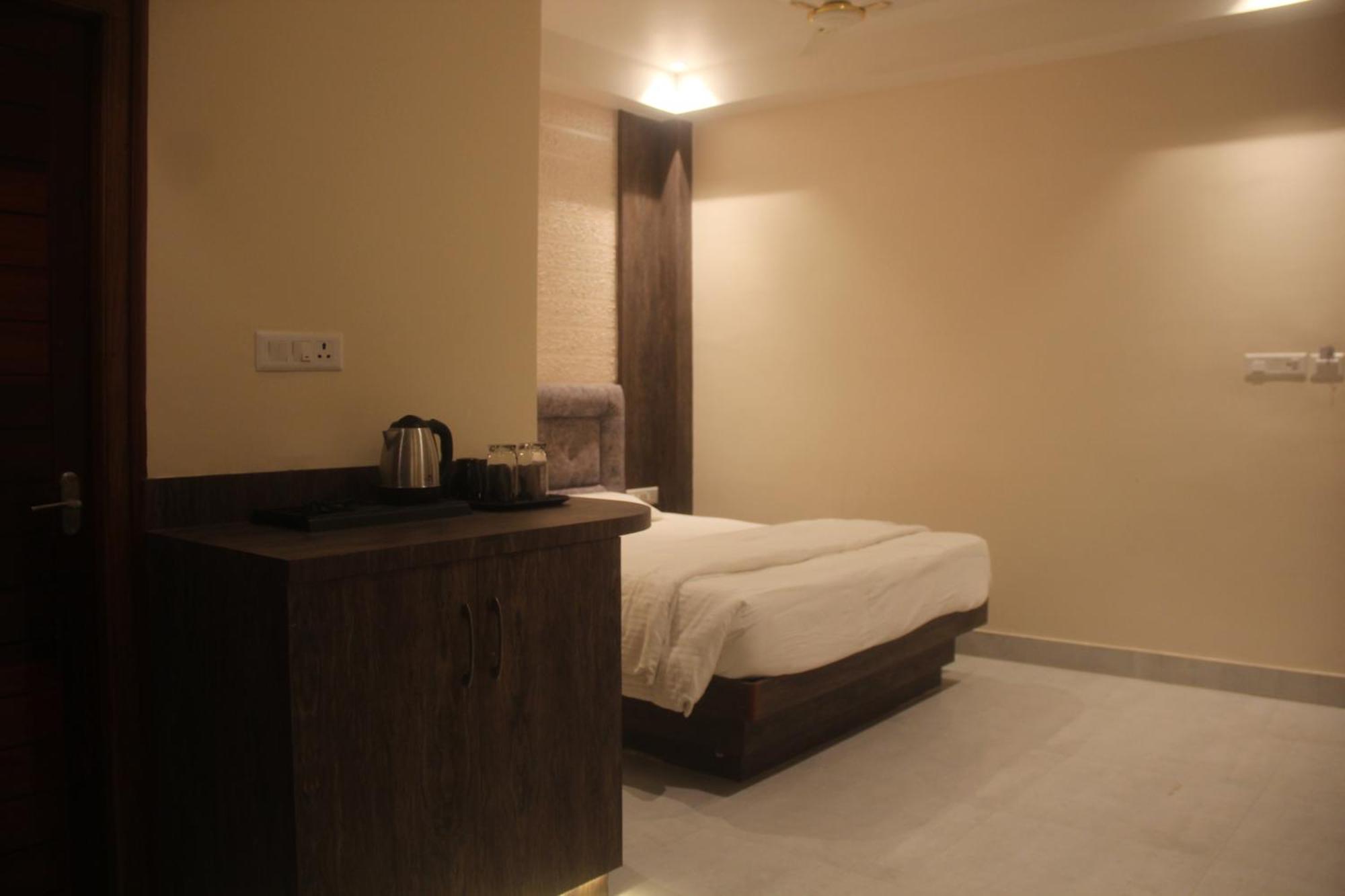 Hotel Serene Palace Port Blair Exterior photo