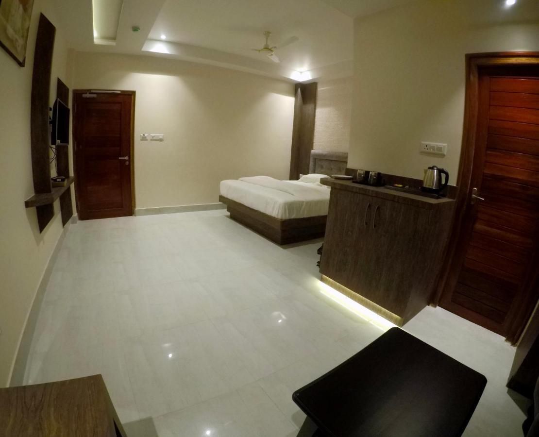 Hotel Serene Palace Port Blair Exterior photo