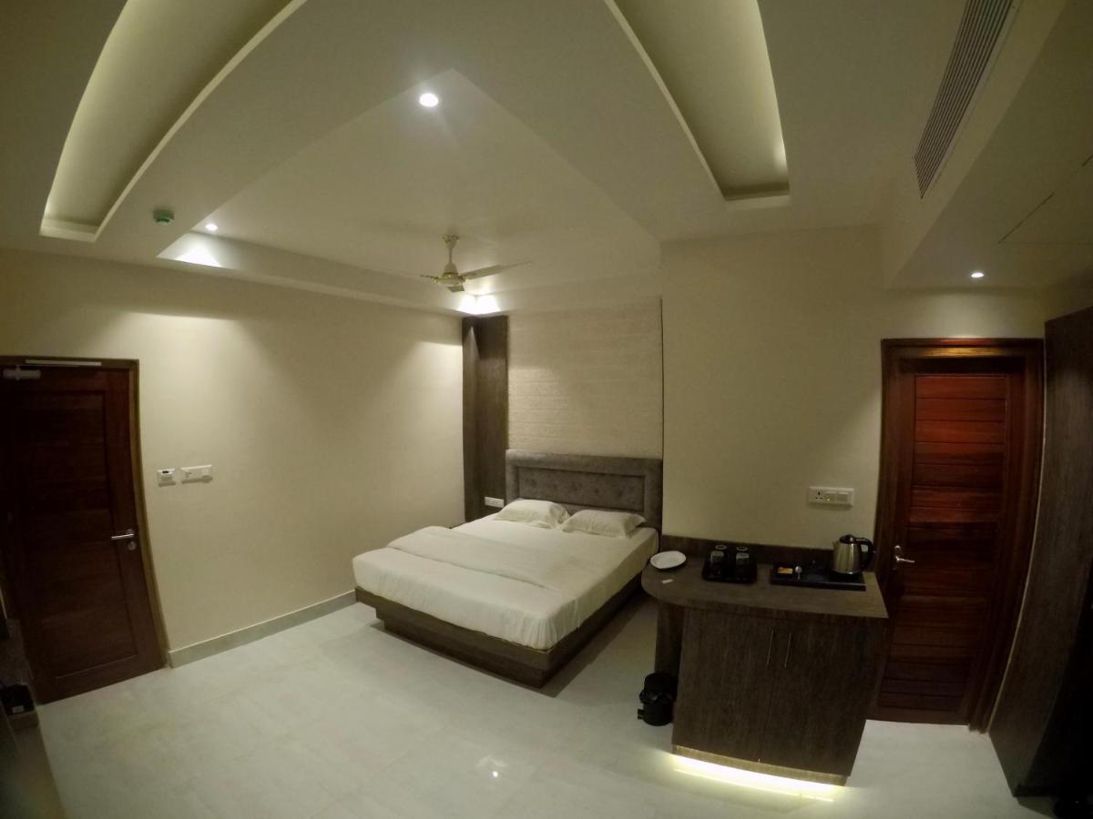 Hotel Serene Palace Port Blair Exterior photo